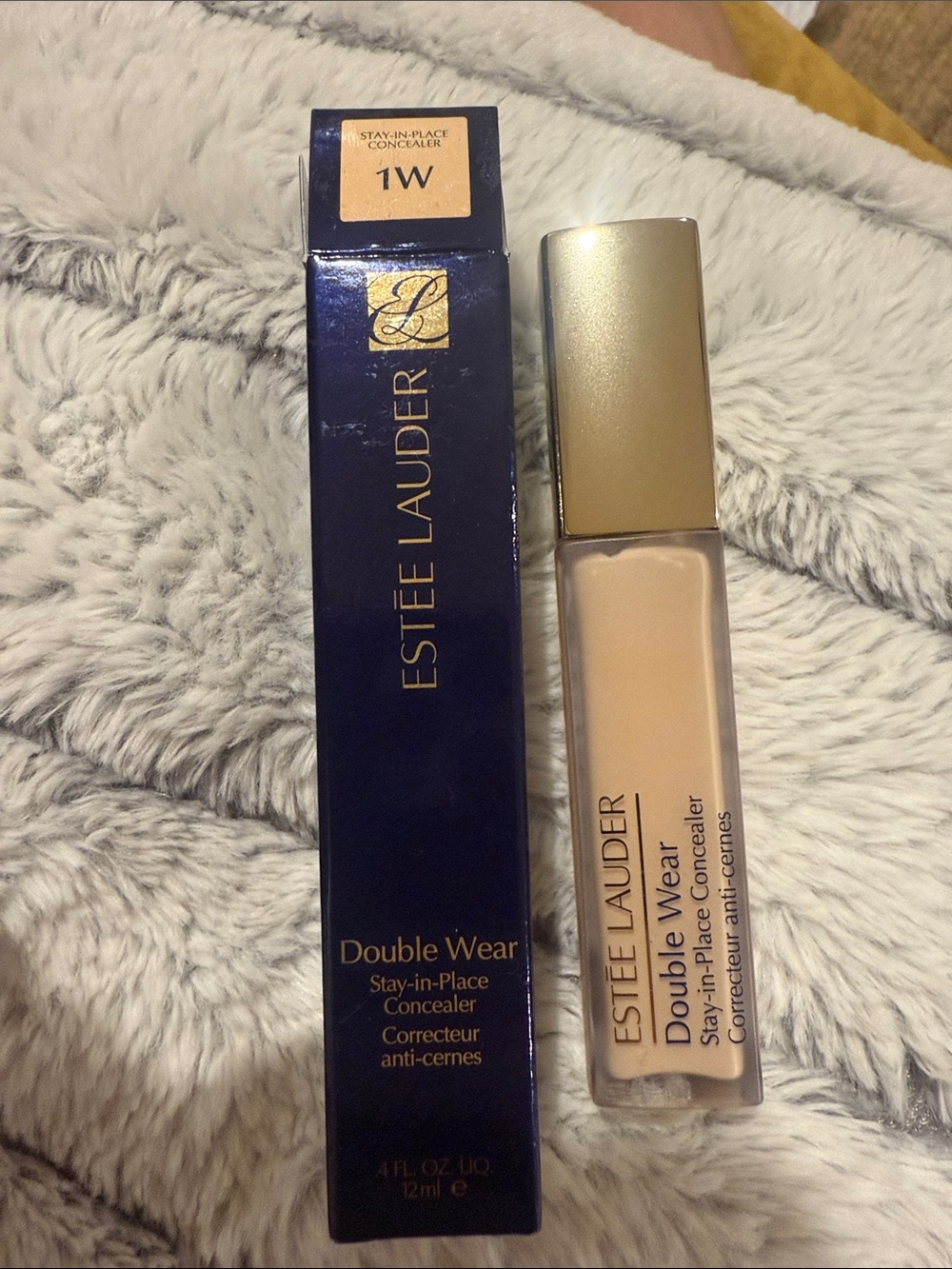 Estee Lauder Double Wear Concealer – Light Neutral (1W) Beige